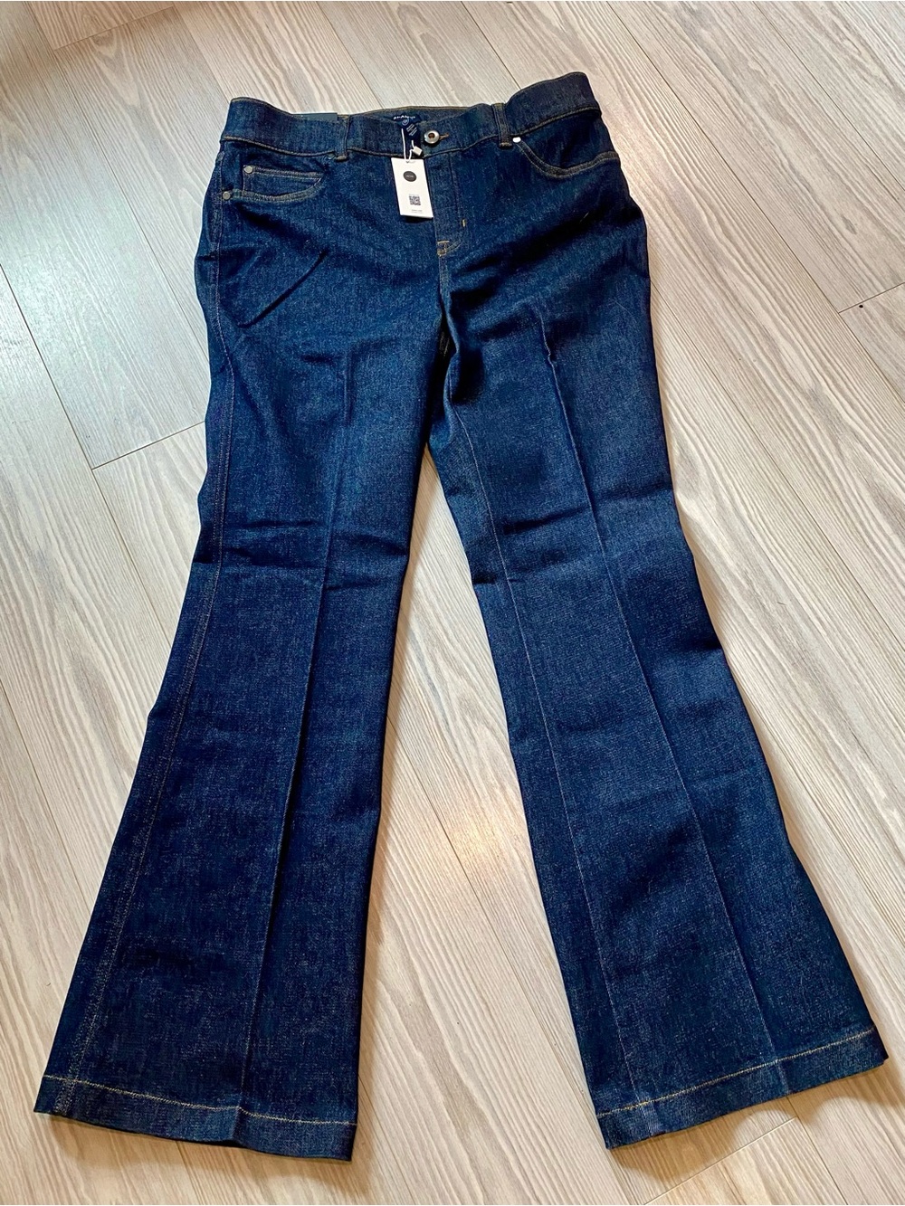 NWT SPANXShape Original EveryWear Flare Jeans Sz XL Petite